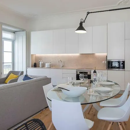 Unique 2 Bdr River View Baixa Alfama C * リスボン